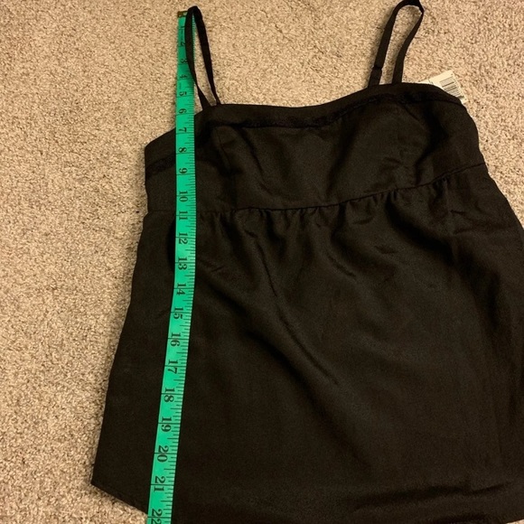 Two New Tops with Lace Trim Detailing - Picture 6 of 9